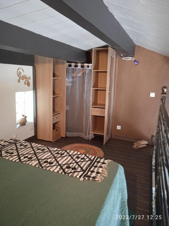 Les Oliviers De Camargue Chalet *